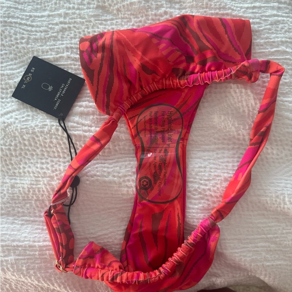 SKATIE - BOBBI BOTTOM THICK BAND - SURFSIDE
NWT Medium - Picture 5 of 5